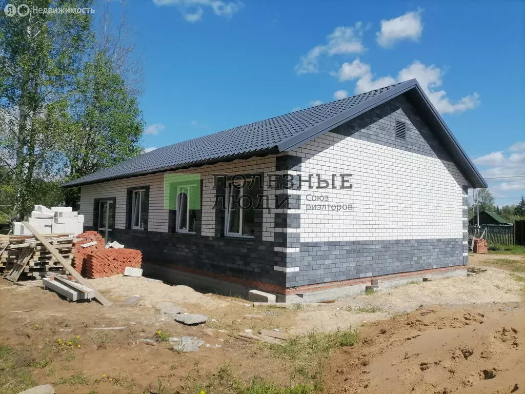Дом в Завьяловский район, село Люкшудья (93 м) - Фото 0