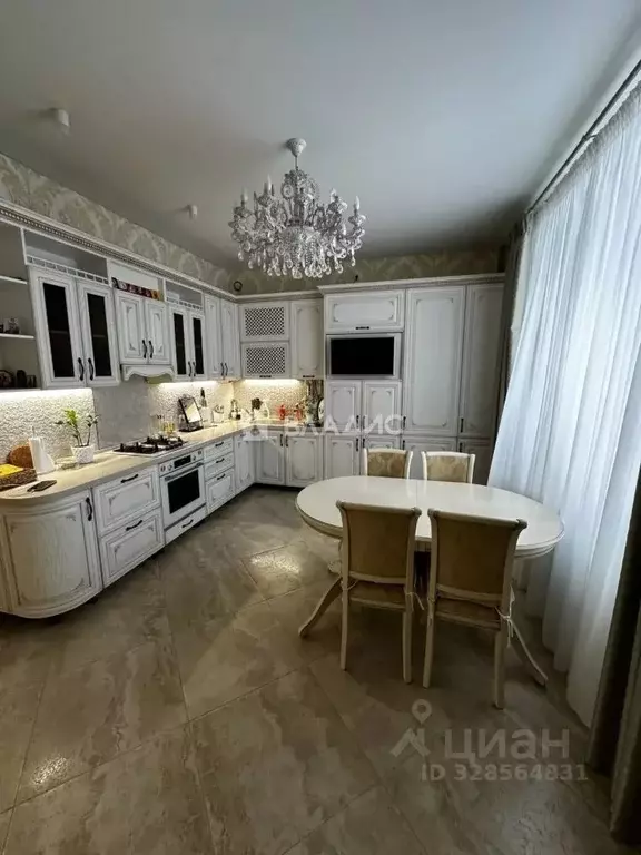 2-к кв. Марий Эл, Йошкар-Ола Успенская ул., 11В (73.0 м) - Фото 1