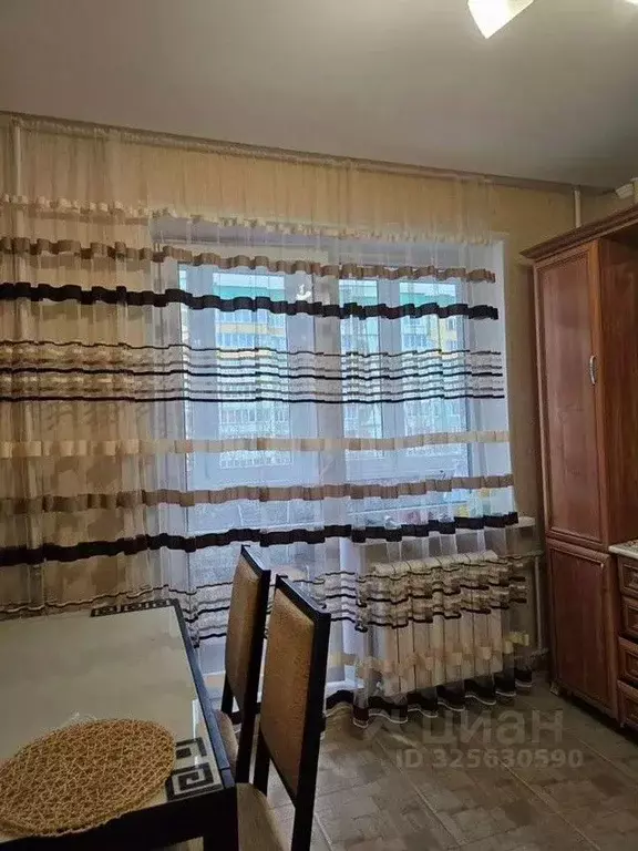 1-к кв. Курская область, Курск просп. Победы, 6 (40.0 м) - Фото 1