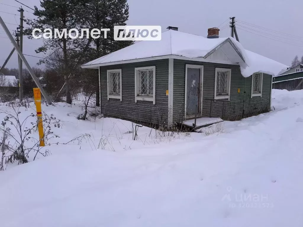 Дом в Вологодская область, Шекснинский муниципальный округ, пос. ... - Фото 0