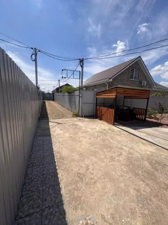 Дом в Краснодарский край, Краснодар пос. Российский, ул. Костромская, ... - Фото 1