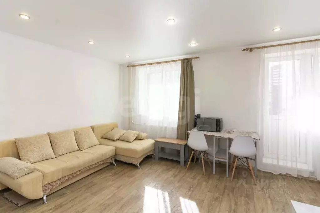 Студия Тюменская область, Тюмень ул. Пермякова, 79 (31.4 м) - Фото 1