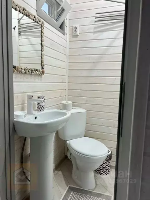 Дом в Крым, Черноморский район, Оленевское с/пос, с. Оленевка ул. ... - Фото 2