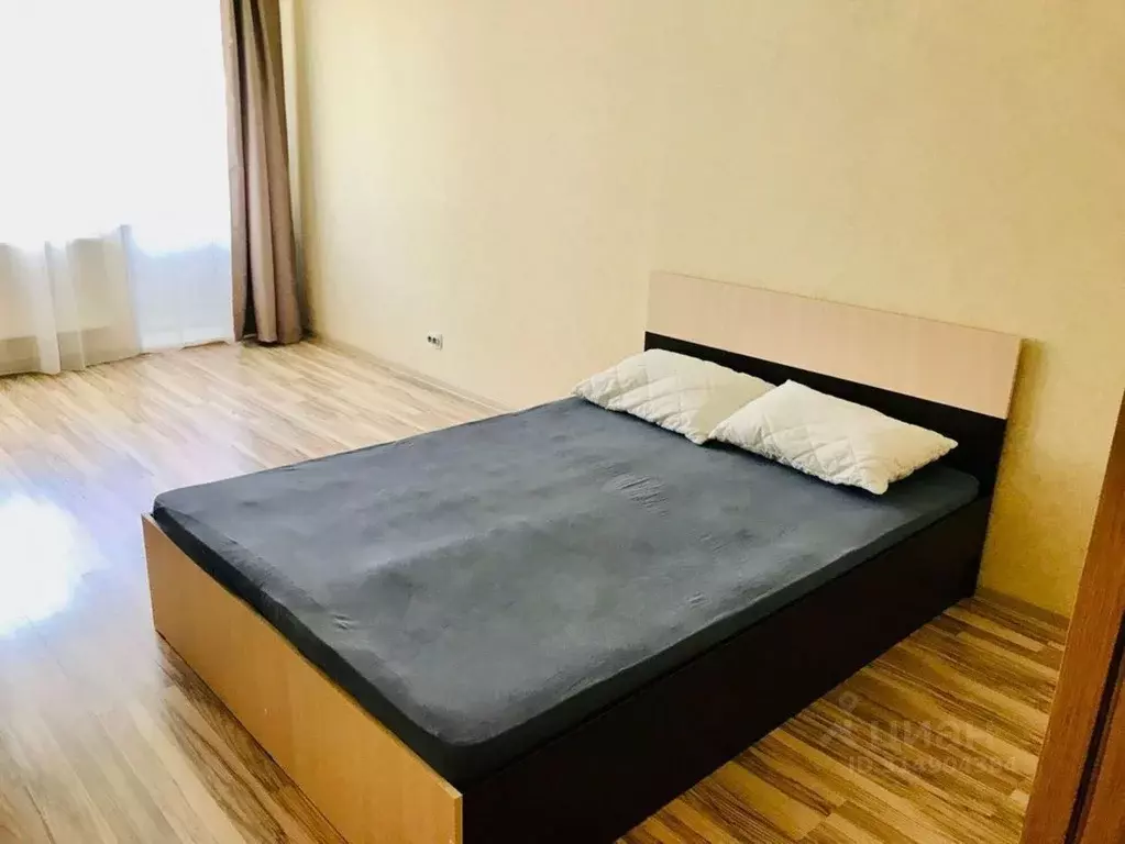 1-к кв. Удмуртия, Ижевск Красногеройская ул., 109 (40.0 м) - Фото 0