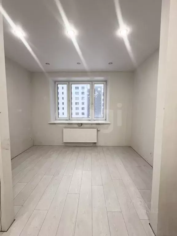 1-к кв. Тюменская область, Тюмень ул. Республики, 204к7 (30.8 м) - Фото 1