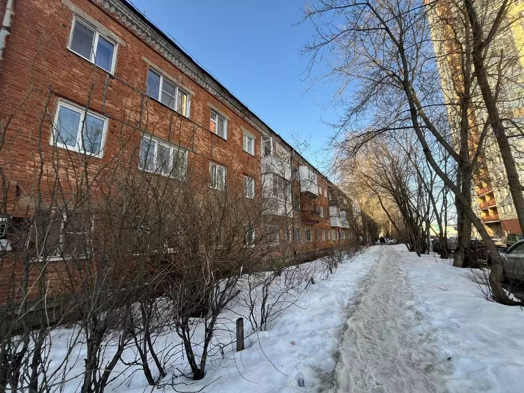 3-к кв. Пермский край, Пермь ул. Звонарева, 45 (54.5 м) - Фото 0