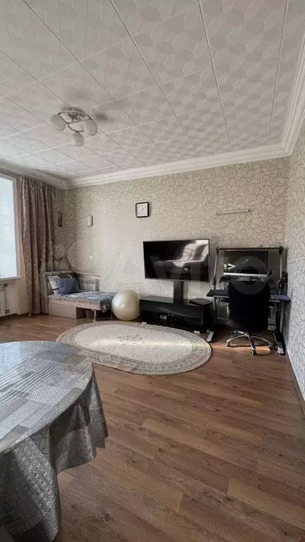 1-к. квартира, 40 м, 1/4 эт. - Фото 1