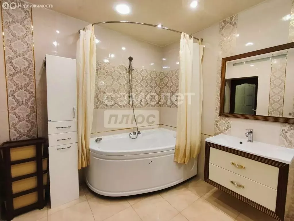 3-комнатная квартира: Сыктывкар, улица Клары Цеткин, 10 (97.1 м) - Фото 1