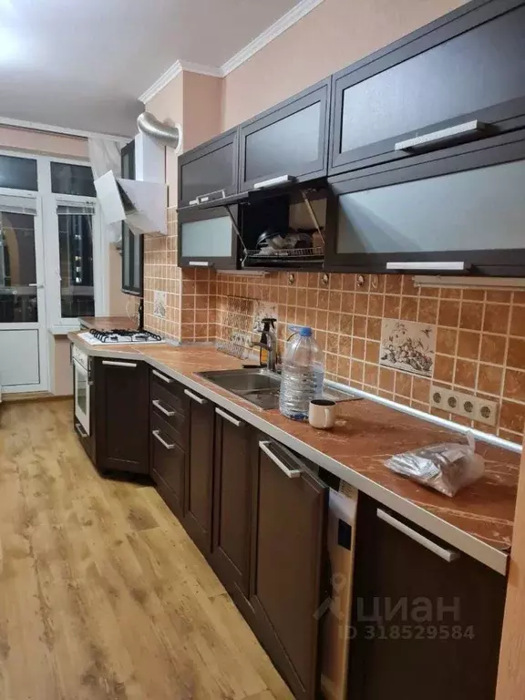2-к кв. Волгоградская область, Волгоград Донецкая ул., 14 (81.2 м) - Фото 0