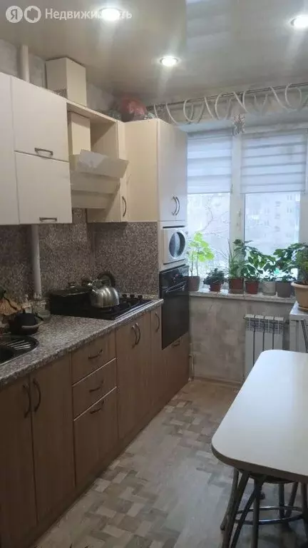 2-комнатная квартира: Энгельс, проспект Строителей, 19 (54 м) - Фото 1