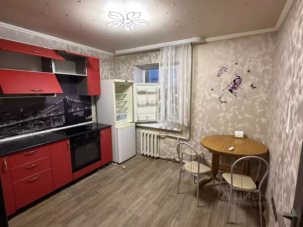 3-к кв. Вологодская область, Череповец ул. Краснодонцев, 35 (52.6 м) - Фото 1