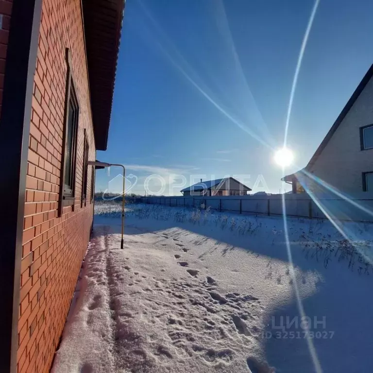 Дом в Тюменская область, Тюменский муниципальный округ, д. Коняшина ... - Фото 2