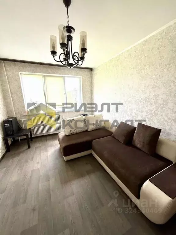 2-к кв. Омская область, Омск ул. Лукашевича, 3А (48.0 м) - Фото 0