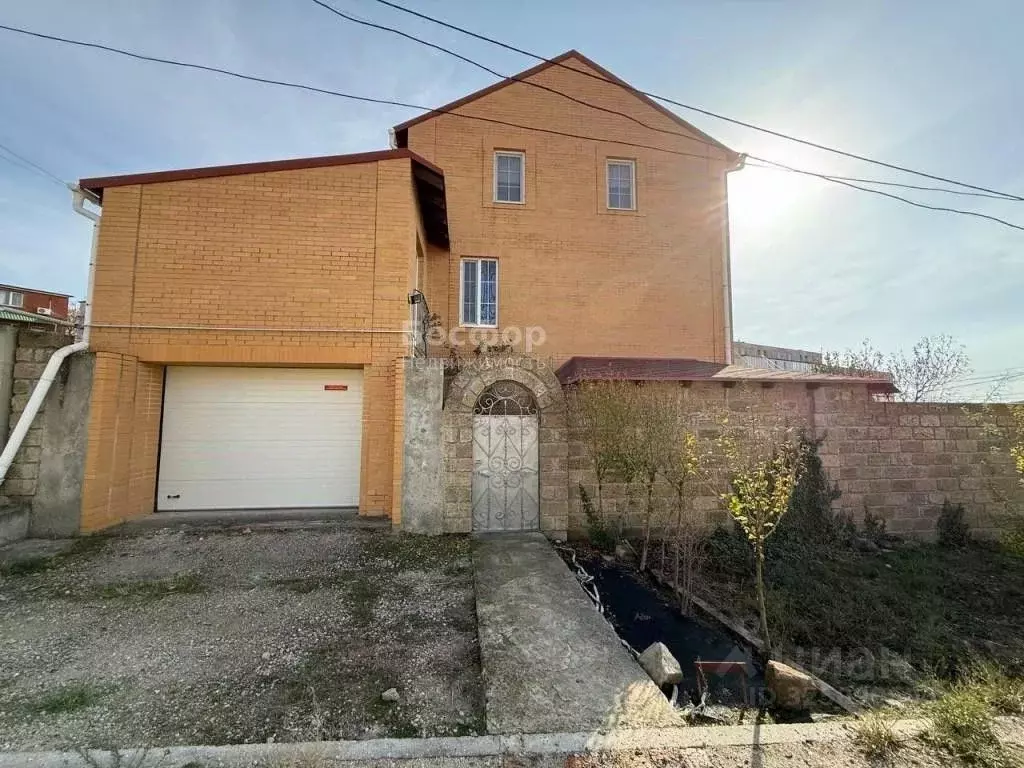 Дом в Крым, Феодосия муниципальный округ, Орджоникидзе пгт ул. Ленина ... - Фото 1