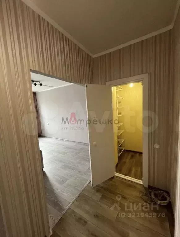 1-к кв. Белгородская область, Белгород ул. Есенина, 8 (38.0 м) - Фото 1