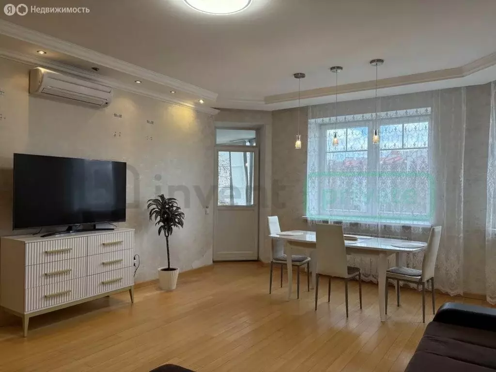 3-комнатная квартира: Калининград, Земельная улица, 14 (86 м) - Фото 2