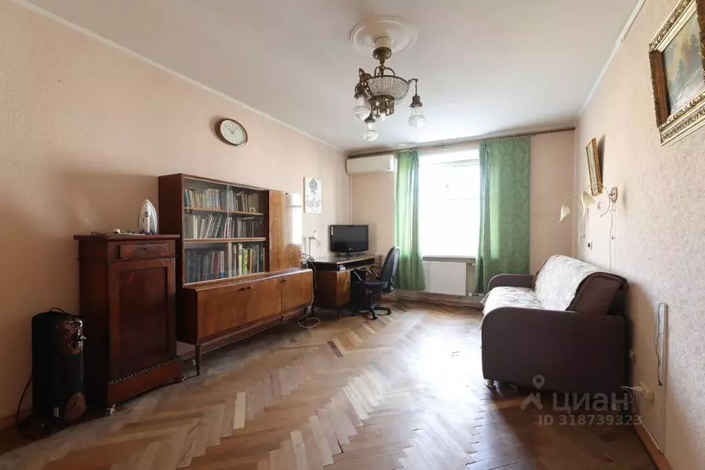 1-к кв. Санкт-Петербург Среднеохтинский просп., 5 (32.0 м) - Фото 0