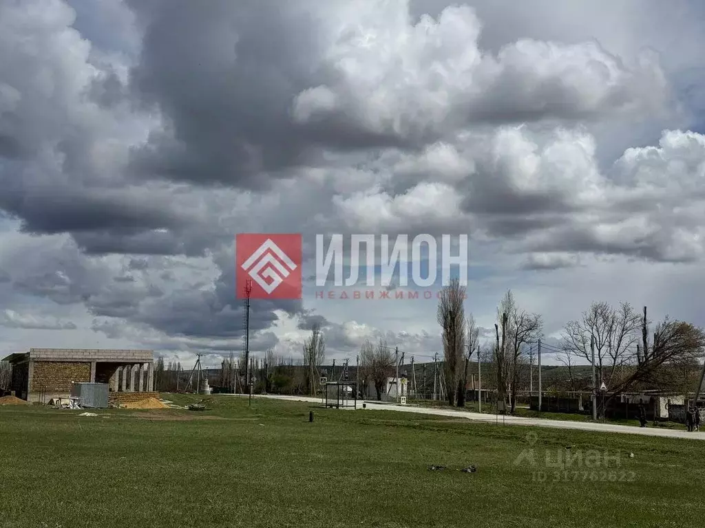 Участок в Севастополь с. Осипенко, ул. Ветеранов (4.0 сот.) - Фото 1