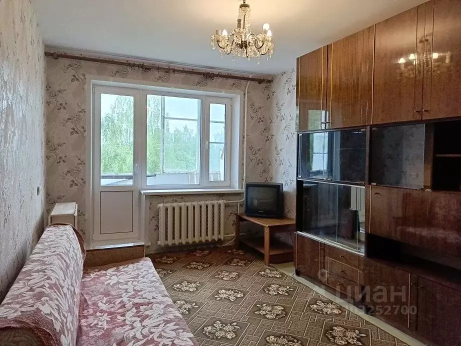 2-к кв. Псковская область, Пушкинские Горы рп ул. Ленина, 24 (46.6 м) - Фото 1