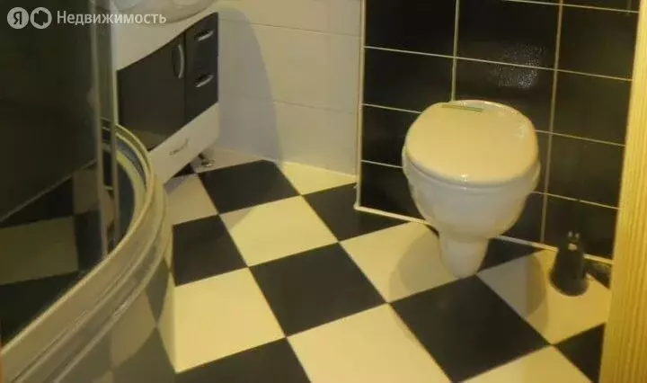 3-комнатная квартира: Томск, Иркутский тракт, 128А (60 м) - Фото 2