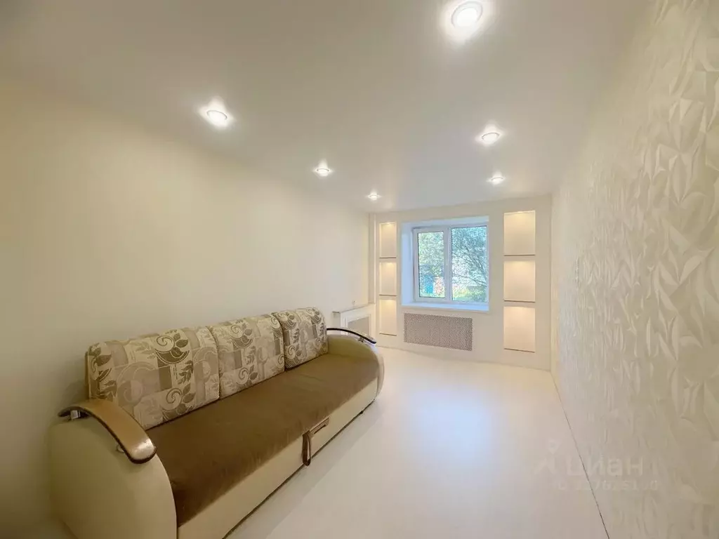 2-к кв. Чувашия, Чебоксары ул. Декабристов, 12 (60.0 м) - Фото 1