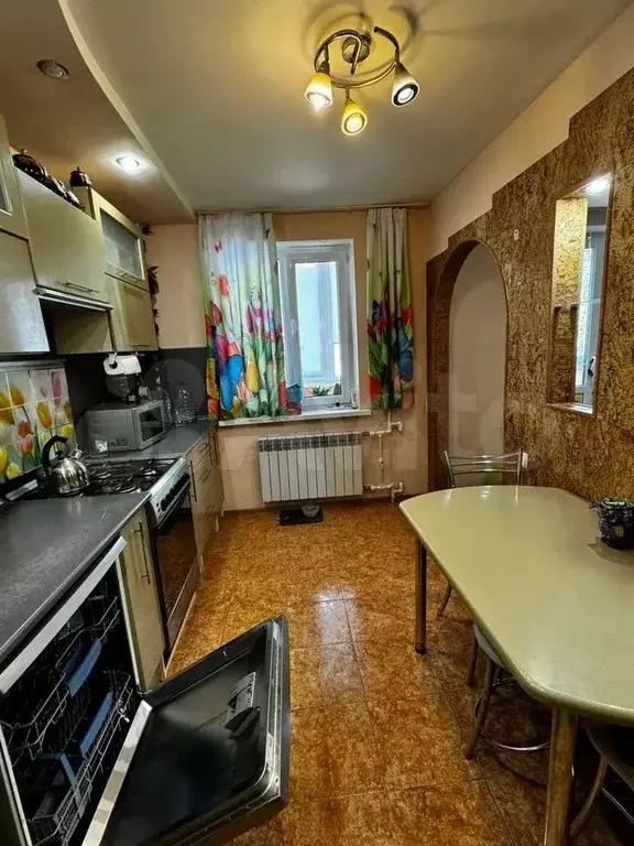 3-к. квартира, 64,1 м, 3/9 эт. - Фото 1