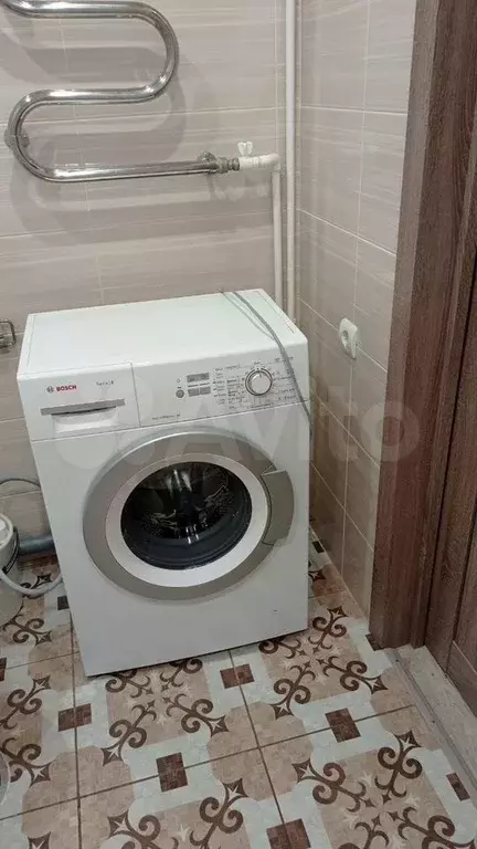1-к. квартира, 45 м, 1/3 эт. - Фото 0