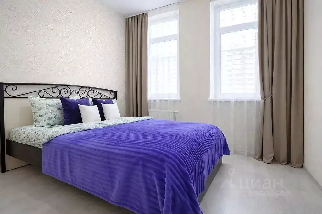 1-к кв. Тюменская область, Тюмень ул. Газовиков, 73к4 (36.0 м) - Фото 1