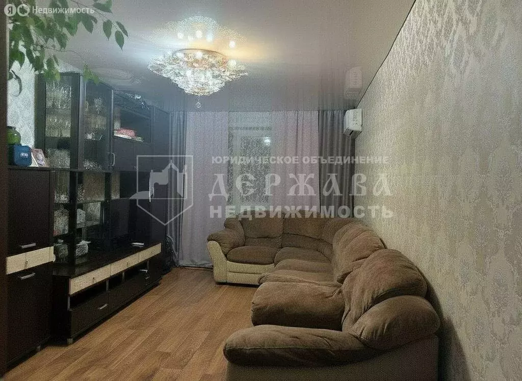 2-комнатная квартира: Междуреченск, проспект 50 лет Комсомола, 69 ... - Фото 2