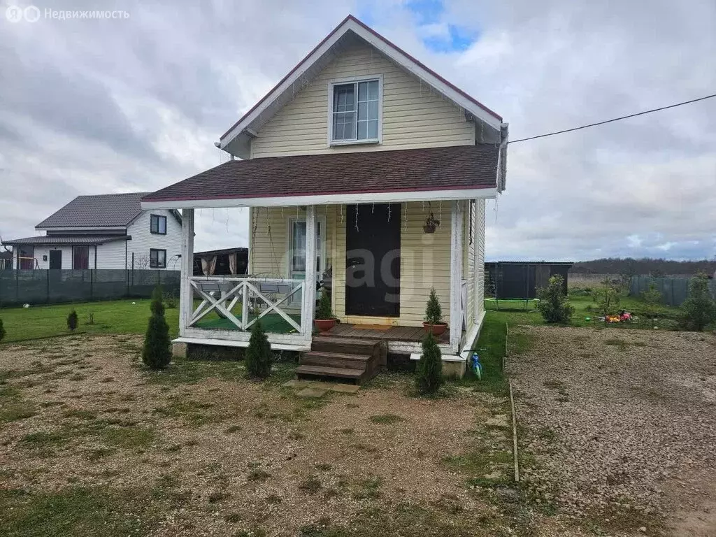 Дом в Псковский район, Логозовская волость, деревня Малая Листовка, ... - Фото 2