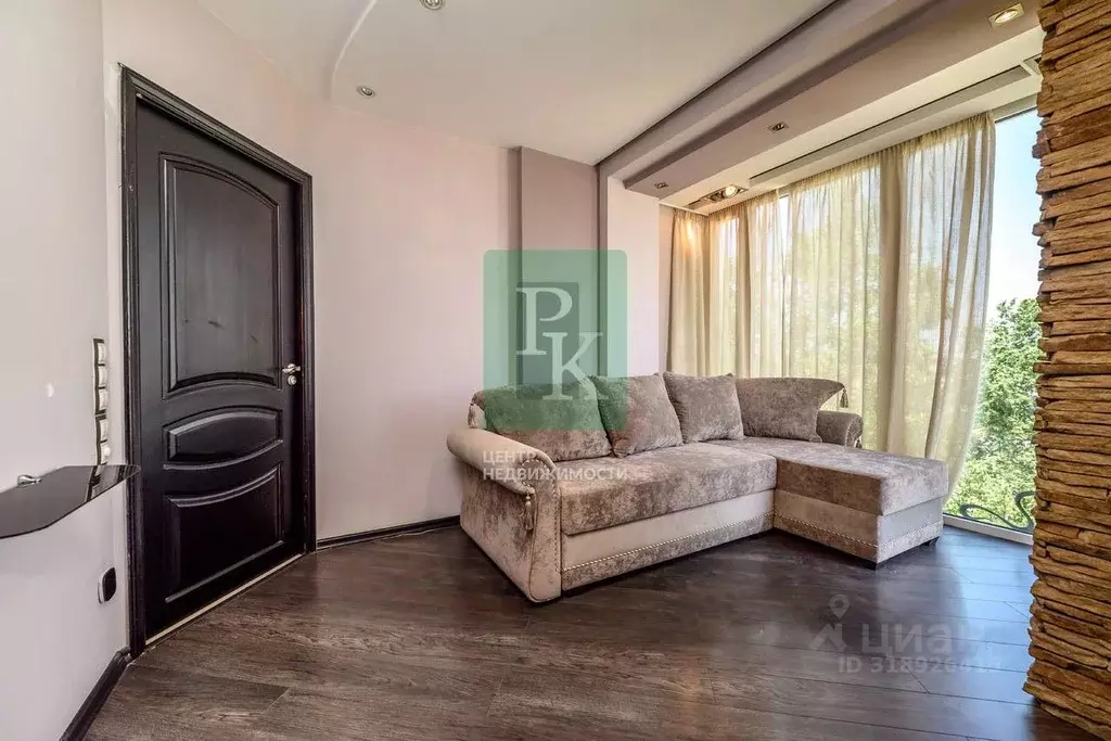 2-к кв. Севастополь ул. Брянская, 6 (40.2 м) - Фото 1