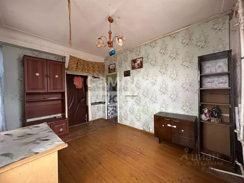 2-к кв. Ярославская область, Углич Ярославская ул., 25/12 (28.9 м) - Фото 0