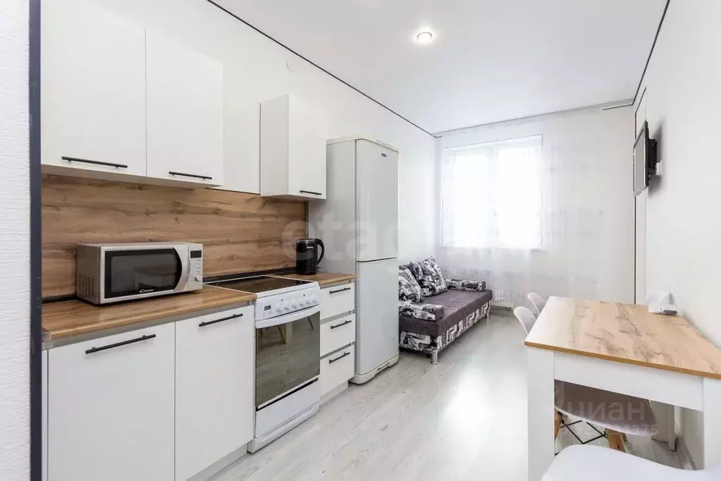 1-к кв. Тюменская область, Тюмень ул. Краснооктябрьская, 10 (33.8 м) - Фото 1