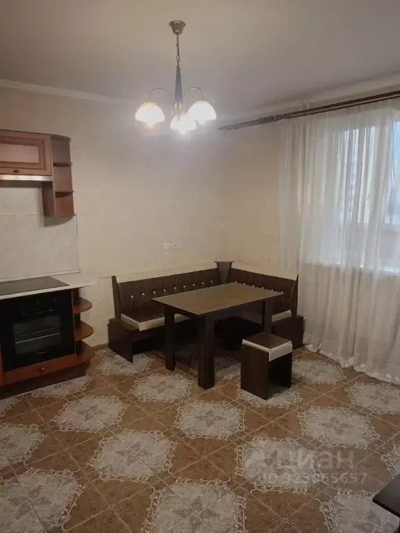 2-к кв. Краснодарский край, Краснодар Российская ул., 72/4 (80.0 м) - Фото 1