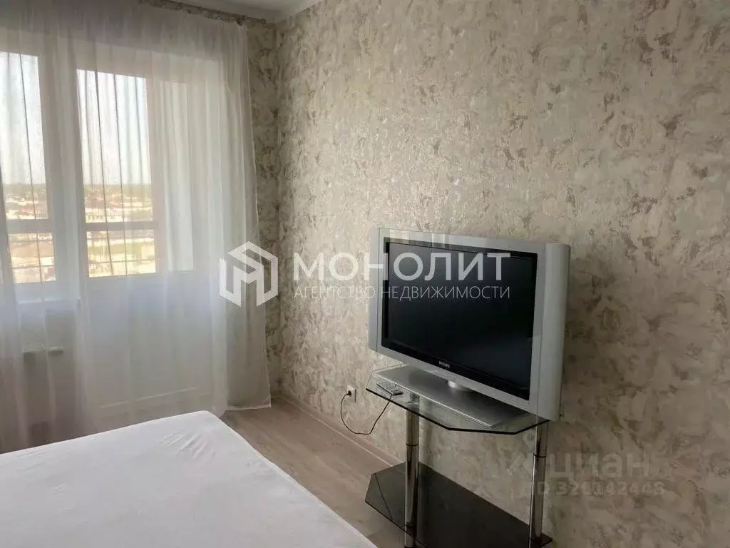 1-к кв. Белгородская область, Старый Оскол Степной мкр, 32 (40.0 м) - Фото 2