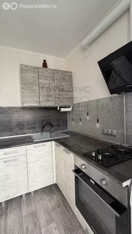 1-комнатная квартира: Нефтекамск, улица Победы, 13А (27 м) - Фото 1