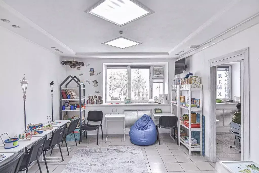 Помещение свободного назначения в Сахалинская область, Южно-Сахалинск ... - Фото 2