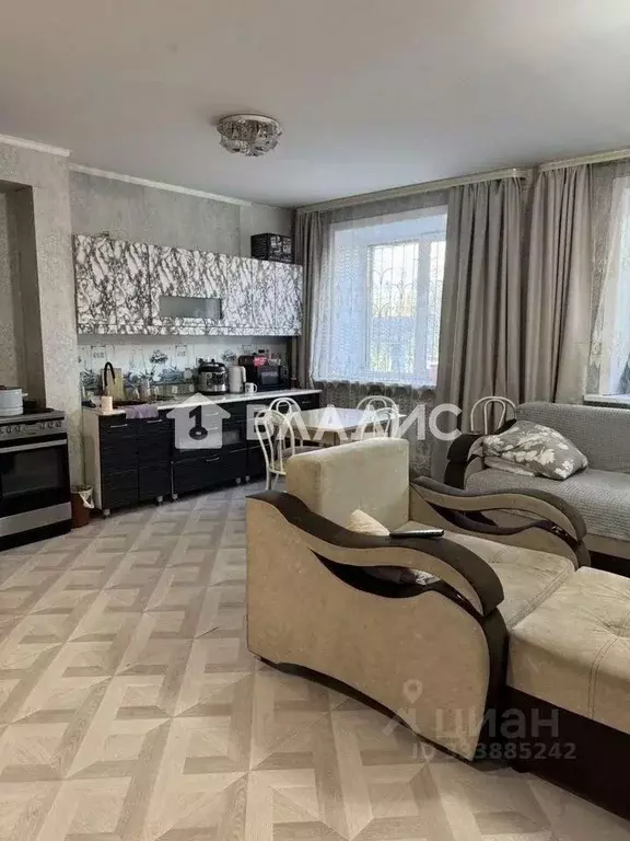 3-к кв. Бурятия, Улан-Удэ Кабанская ул., 20 (63.1 м) - Фото 1
