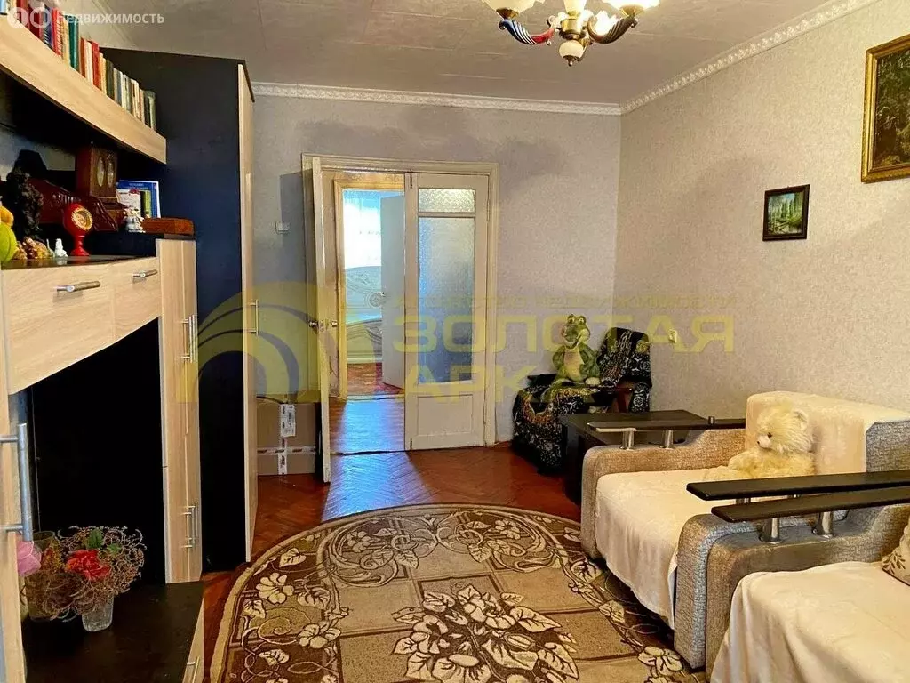 4-комнатная квартира: Крымск, улица Вавилова, 6 (76.8 м) - Фото 0