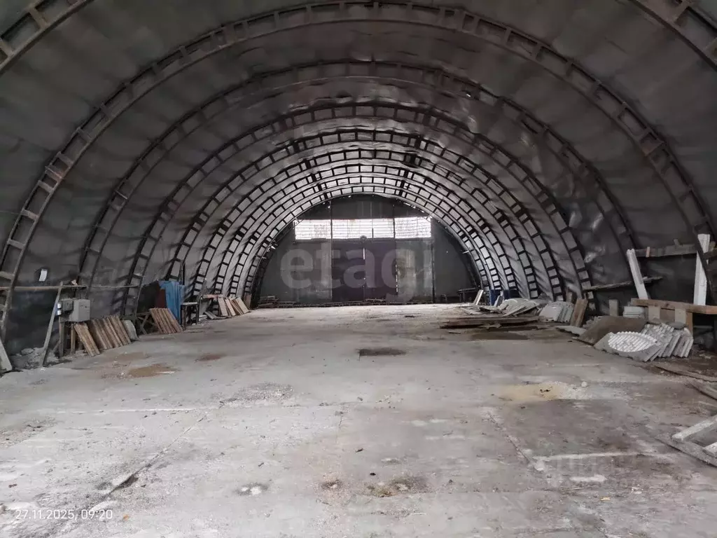 Склад в Воронежская область, Грибановский район, с. Верхний Карачан ... - Фото 1