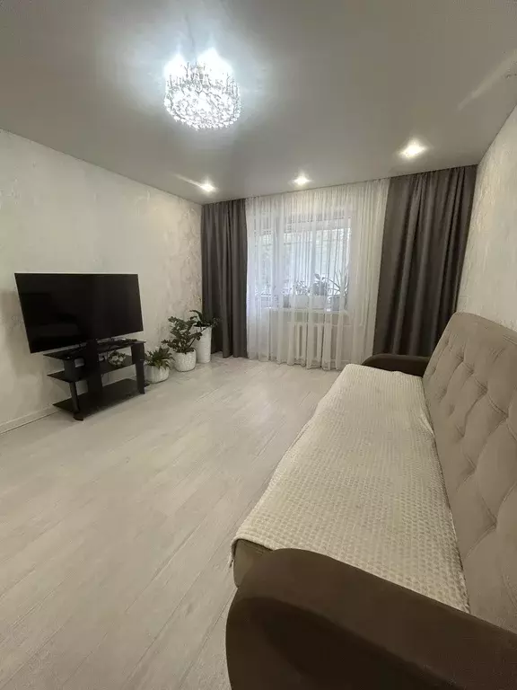 Продаётся 3-к квартира, 61.4 м - Фото 0