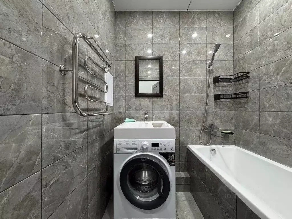 2-к кв. Оренбургская область, Оренбург ул. Фронтовиков, 10/4 (58.6 м) - Фото 1