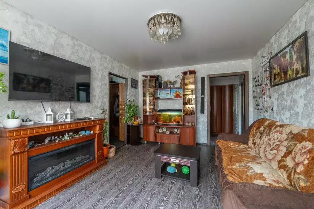 4-к кв. Свердловская область, Екатеринбург ул. Боровая, 21 (63.6 м) - Фото 2