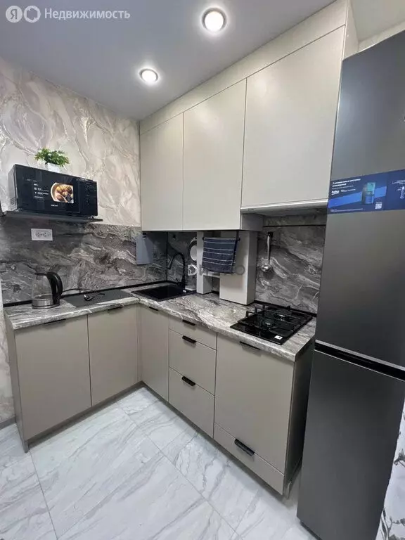 2-комнатная квартира: Сыктывкар, Коммунистическая улица, 64 (48 м) - Фото 1