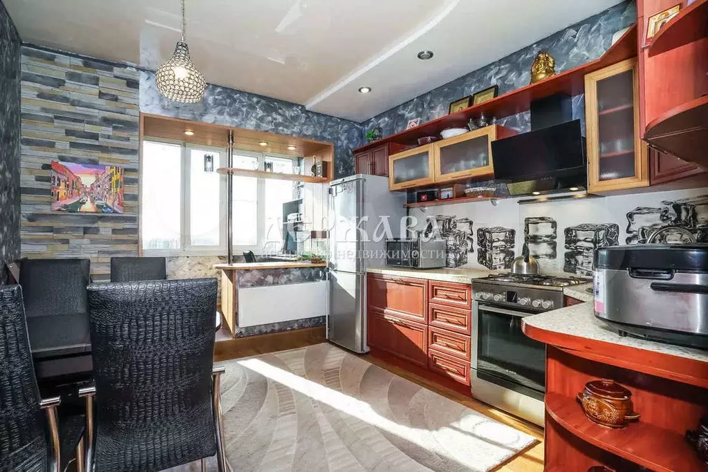 1-к. квартира, 45 м, 9/9 эт. - Фото 0