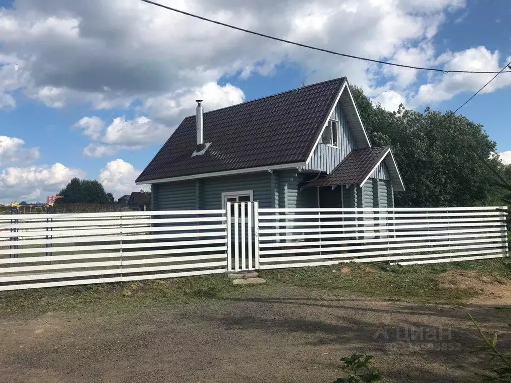Дом в Ленинградская область, Лужский район, Володарское с/пос, д. ... - Фото 0