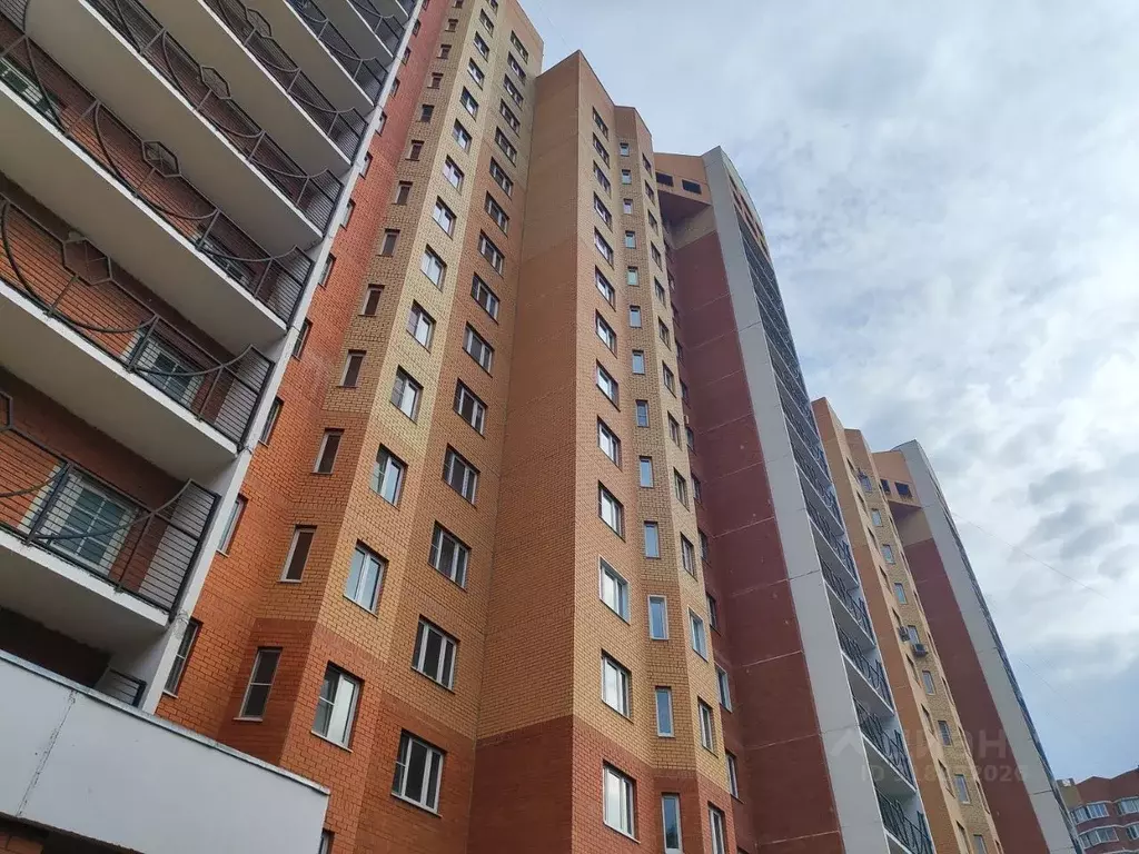 3-к кв. Московская область, Наро-Фоминск пер. Пионерский, 2 (79.9 м) - Фото 0