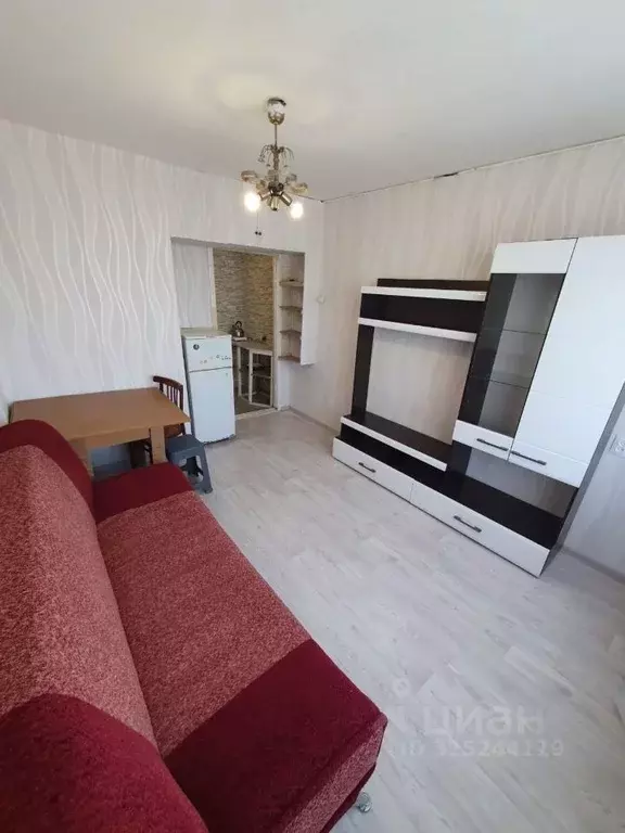 1-к кв. Белгородская область, Старый Оскол Молодогвардеец мкр, 1 (18.0 ... - Фото 1