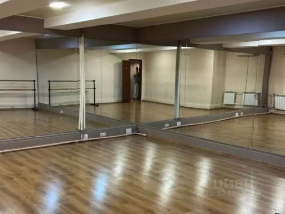 Торговая площадь в Москва Овчинниковская наб., 6С3 (187 м) - Фото 0