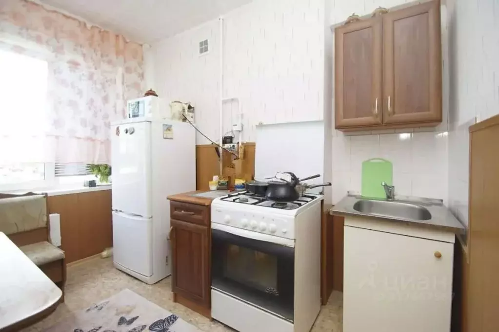 2-к кв. Омская область, Омск Крутая Горка мкр, Крутогорская ул., 21 ... - Фото 0